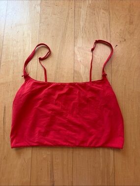 SKIMS FITS EVERYBODY PICOT CAMI TANK WITH ROSETTE DETAILS SIZE MEDIUM IN RED